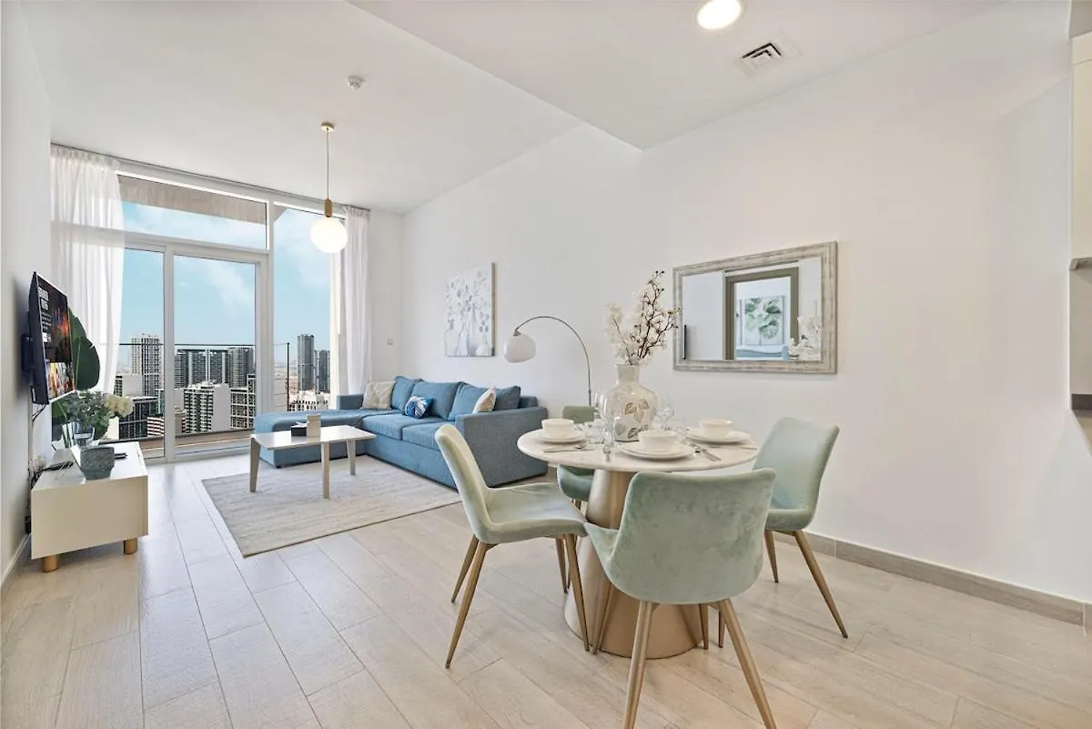 Luxury One-Bedroom Apartment In Bloom Heights Dubai