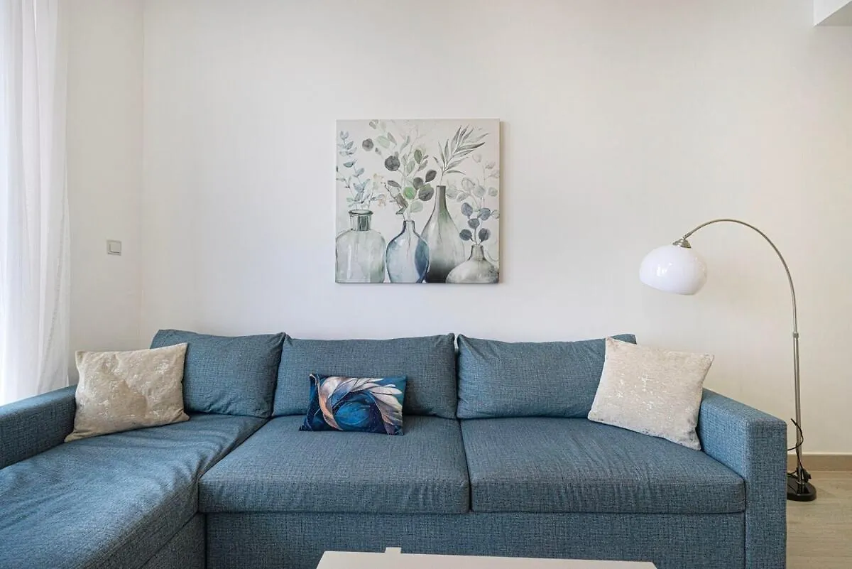 Luxury One-Bedroom Apartment In Bloom Heights Dubai